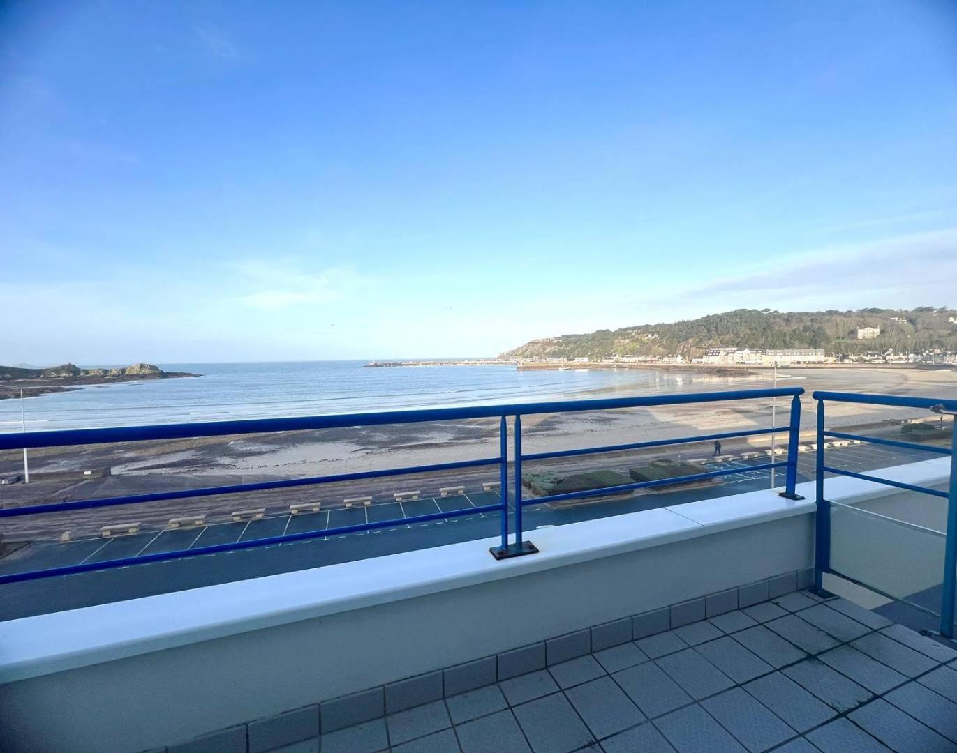 514 - Appartement 1 Chambre Vue Mer En Bordure De La Plage Du Centre D'Erquy Exterior foto